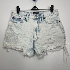 Abercrombie & Fitch Annie High Rise Distressed Short size 25